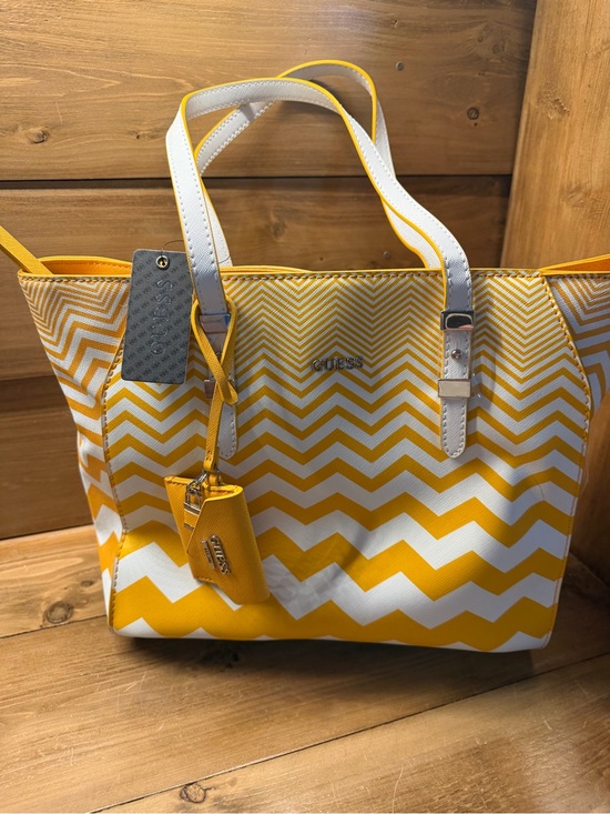 Guess Handbags - GUESS BNWT Yellow and White Chevron Tote with White Straps Bag Purse